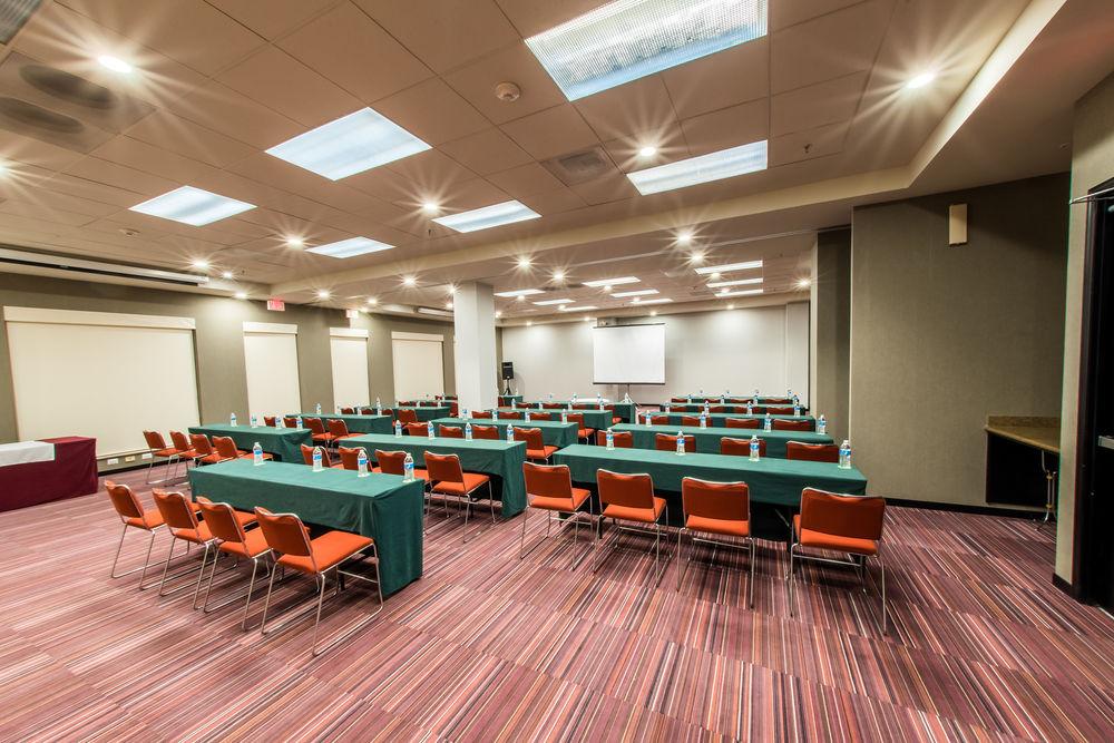 Courtyard By Marriott San Luis Potosi Hotel Exterior photo