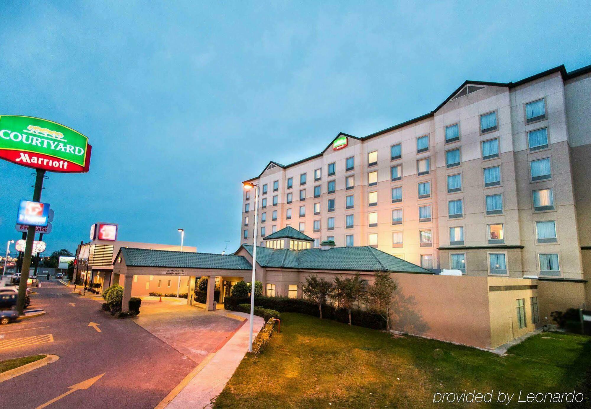 Courtyard By Marriott San Luis Potosi Hotel Exterior photo